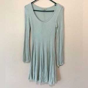 Ecoté light blue long sleeve ribbed dress